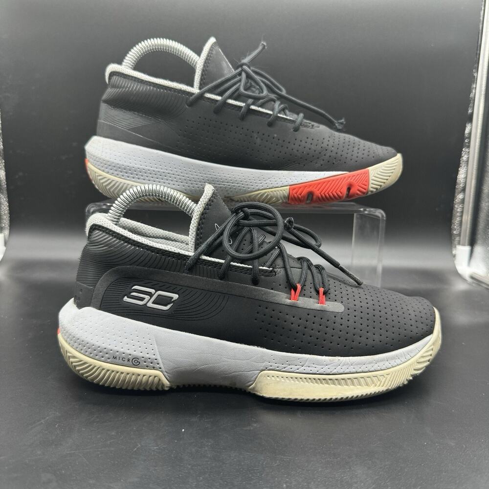 UNDER ARMOUR SC 3ZERO III Black Gray Red Big Kids Size 6Y Stephen Curry